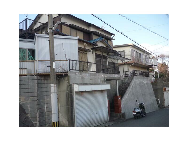 Miyamaecho, Wakamatsu Ward, Kitakyushu City (Wakamatsu Station) 2-story 6K