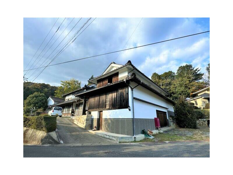 Takahashi City, Kose-cho (Kinoyama Station) 2-story 6DK