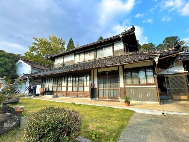 【中古】高梁市史／高梁市史編纂委員会 編 アットホーム】高梁市の中古住宅・中古一戸建て 家族向け！2LDK