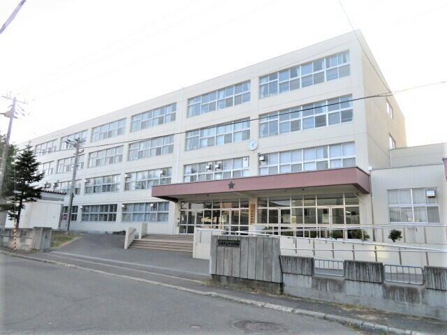 アットホーム 札幌市西区 山の手二条６丁目 琴似駅 3階建 ５ｌｄｋ 札幌市西区の中古一戸建て 提供元 明和地所の仲介 札幌店 明和地所 株 一軒家 家の購入