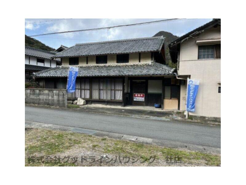 Oji, Sannan-cho, Tamba-shi, Tamba (Funamachiguchi station) Single-story building, 13SDK

Single-story building 13SDK 2.5 million yen