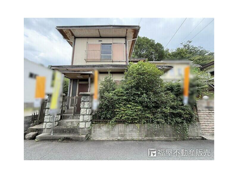 6 Shimomaki, Kamimaki-cho, Kitakatsugi-gun (Hatakeda Sta.) 2F 6DK

3.3 million yen