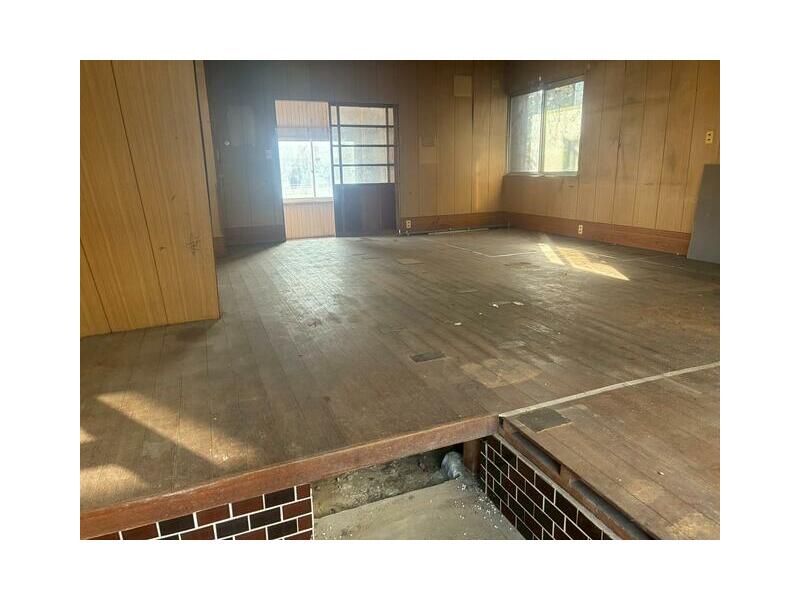 Shimokamo 1-chome, Sumoto-shi, Sumoto 2F 3K

2,750,000 yen