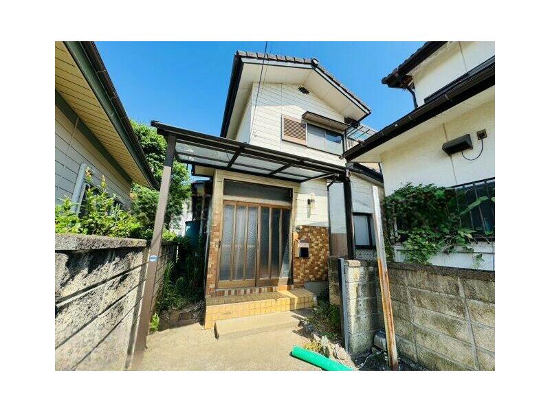 Narita, Misaka-cho, Fuefuki-shi, Hokkaido (Ishiwa Onsen Sta.) 2F 4DK

2F 4DK 3,600,000 yen