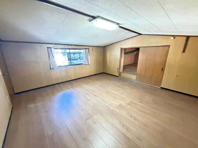 Yoshiwa-cho, Onomichi City (near Onomichi Station) Single-story house, 7SLDK &mdash; photo 5