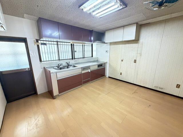 Yoshiwa-cho, Onomichi City (near Onomichi Station) Single-story house, 7SLDK &mdash; photo 6
