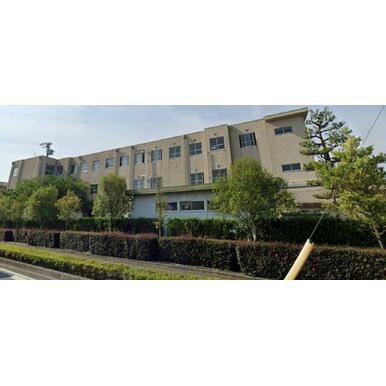 浜松市立八幡中学校 距離:1,800m
