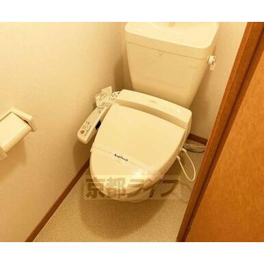 ウォシュレット付きのトイレです