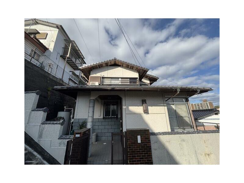 Nagasaki City, Iwaya Town (Nishi Urakami Station) 2-story building 7DK