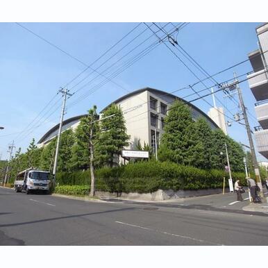 京都ノートルダム女子大学 距離:1,700m