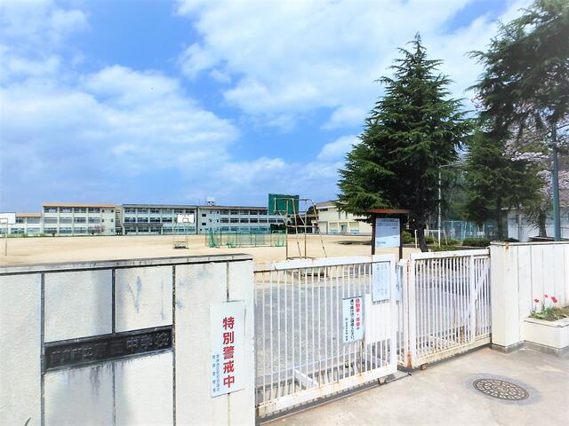 アットホーム 奈良市 六条西3丁目 西ノ京駅 2階建 4sldk 6972730131 奈良市 の未入居一戸建て 提供元 有 住都ホーム販売 一軒家 家の購入