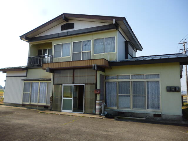 Cheap house for sale in Misato, Akita