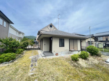Cheap house for sale in Ryuo, Shiga