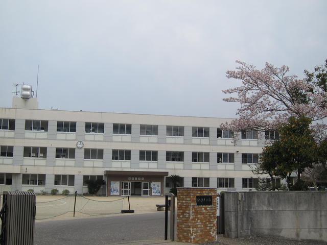 アットホーム 伊予郡砥部町 大南 2階 ３ｄｋ 提供元 有 徳永不動産 伊予郡砥部町の賃貸マンション 6951277365