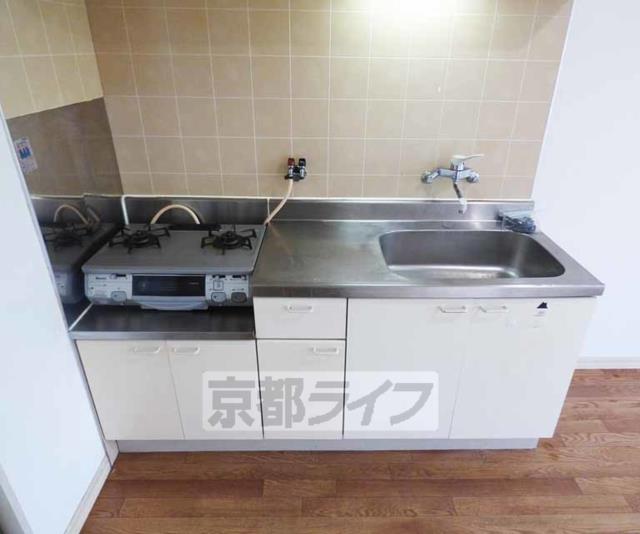 アットホーム ロイヤルサリーガーデン ２０３ ２ｌｄｋ 提供元 株 京都ライフ 立命館大学前店 京都市北区の賃貸アパート