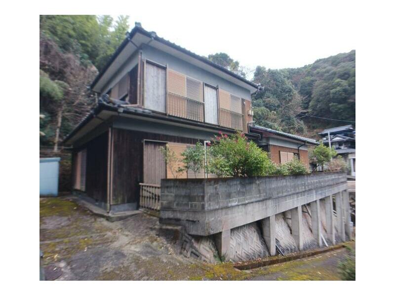 Nagasaki City, Hayama 2-chome (Michi-no-O Station) 2-story 6DK