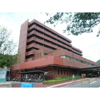 広島市立安佐市民病院 距離:516m