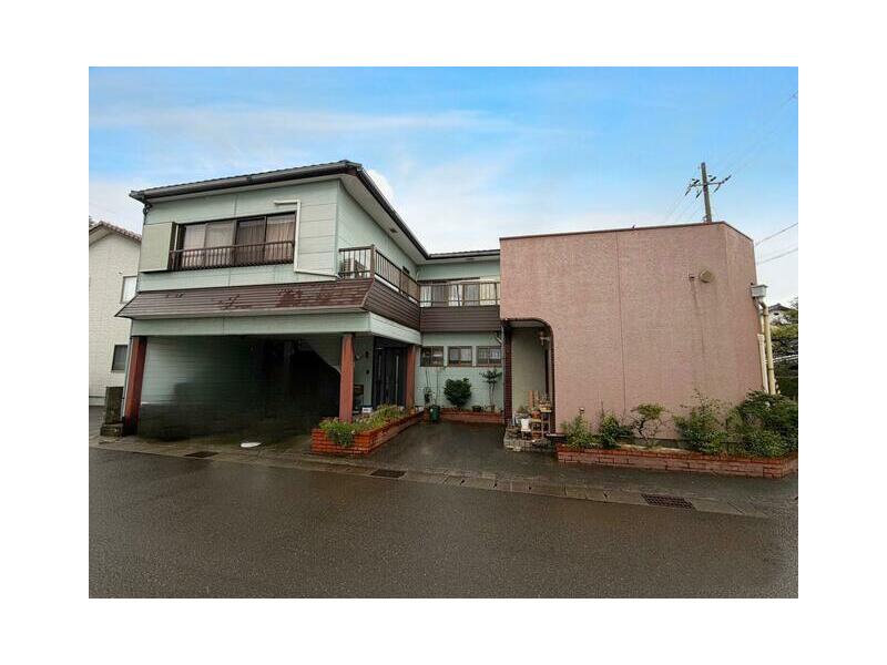 Takahama Town, Oi District, Murasuigaoka 1-chome (Wakasa-Wada Station) 2-story building 8DK