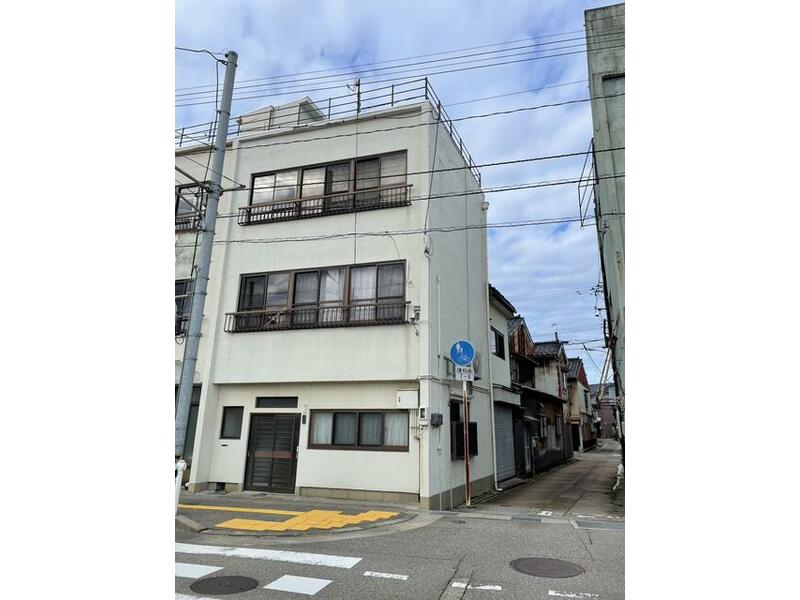 Imizu City, Tachimach (Nakatsunomachi Station) 3-story 7K