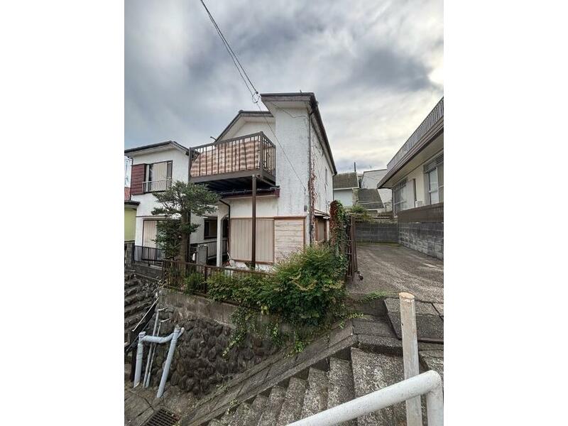 Shirane 5-chome, Asahi Ward, Yokohama City (Tsurugamine Station) 2-story 3LDK