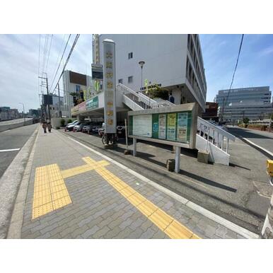 淀川警察署 距離:1,122m