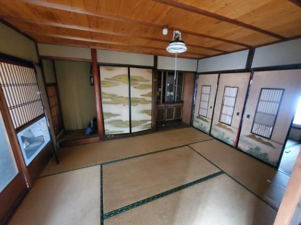 Cheap house for sale in Kusatsu, Shiga