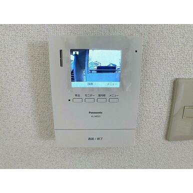 録画機能付きのモニターフォンで顔が分かり安心