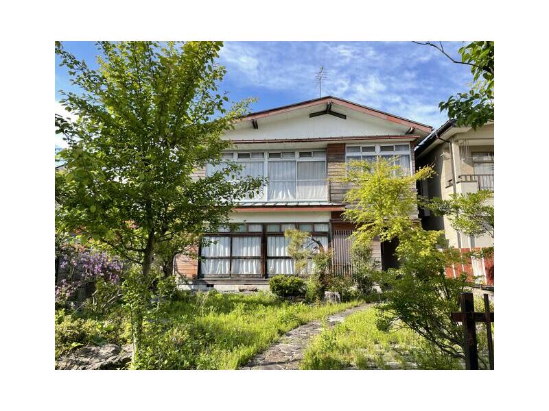 Oshu City, Mizusawa, Yoshikouji (Mizusawa Station) 2-story 6LDK