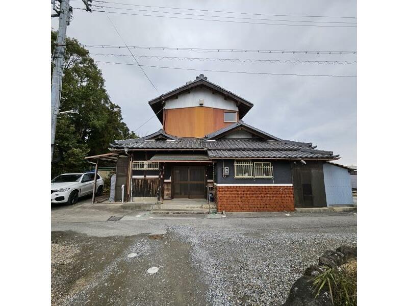 2F 6DK in Hinatsu-cho, Hikone-shi, Hikone (Kawase Sta.)

3,330,000 yen