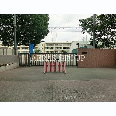 調布市立八雲台小学校 距離:542m