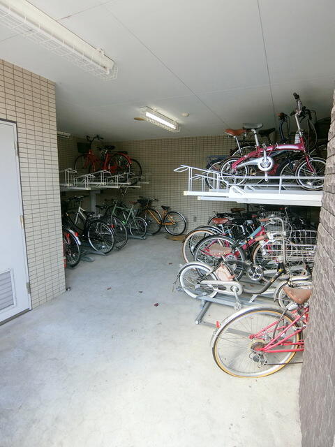 アットホーム 立川市 曙町2丁目 立川駅 7階 1k 提供元 株 タウンハウジング 高幡不動店 立川市の賃貸マンション アットホーム 立川市 曙町2丁目 立川駅 7階 1k 提供元 株 タウンハウジング 高幡不動店 立川市の賃貸マンション