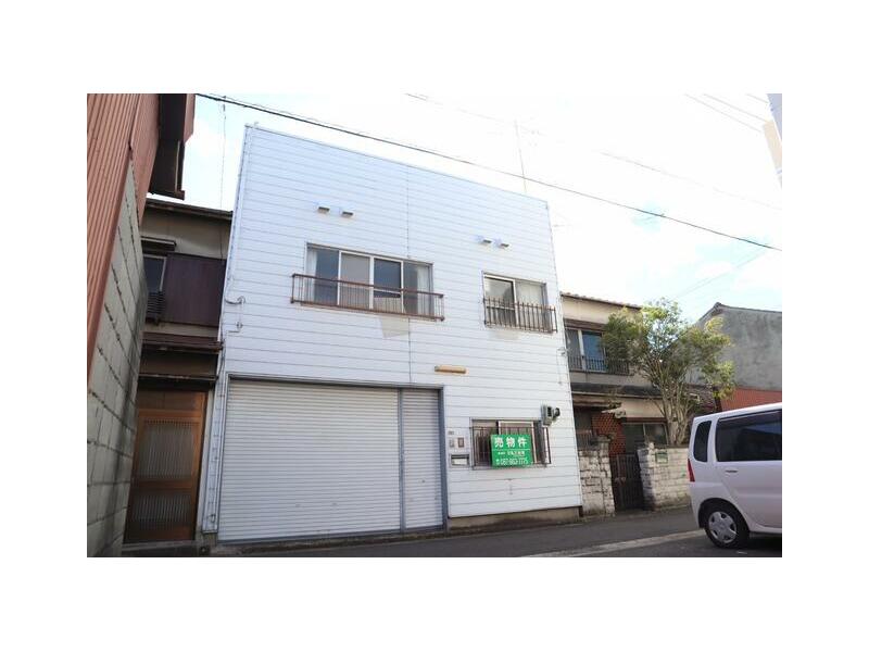 Takamatsu City, Ogi Town 3-chome (Showamachi Station) 2-story building 6DK