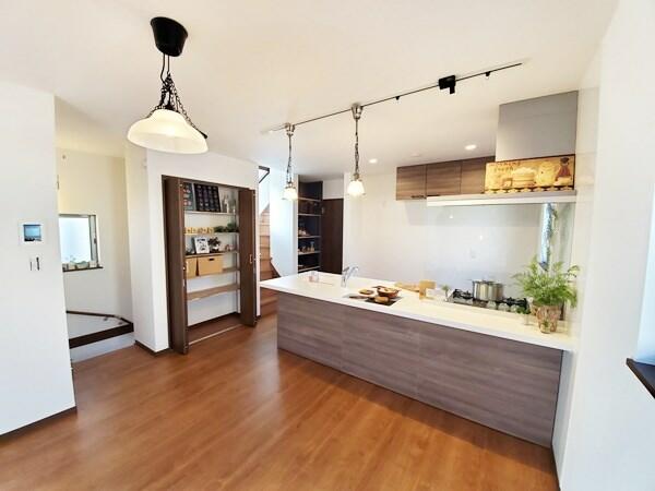 アットホーム 八王子市 堀之内２丁目 京王堀之内駅 2階建 ３ｌｄｋ 八王子市の新築一戸建て 提供元 ロイヤルハウジング 株 多摩センター駅前ショップ 一軒家 家の購入