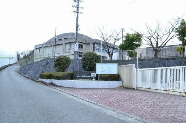 アットホーム 御殿山２丁目テラスハウス ３ｌｄｋ 提供元 株 リビングサポート クラスモ宝塚店 宝塚市の賃貸テラスハウス