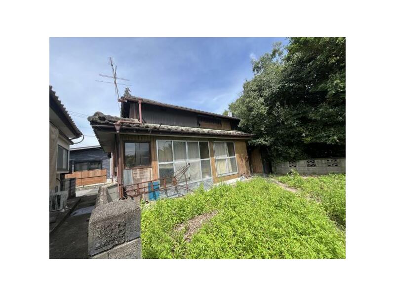 Yamaga-shi, Kanomoto-cho Kuremin Single-story house 4DK

300,000 yen