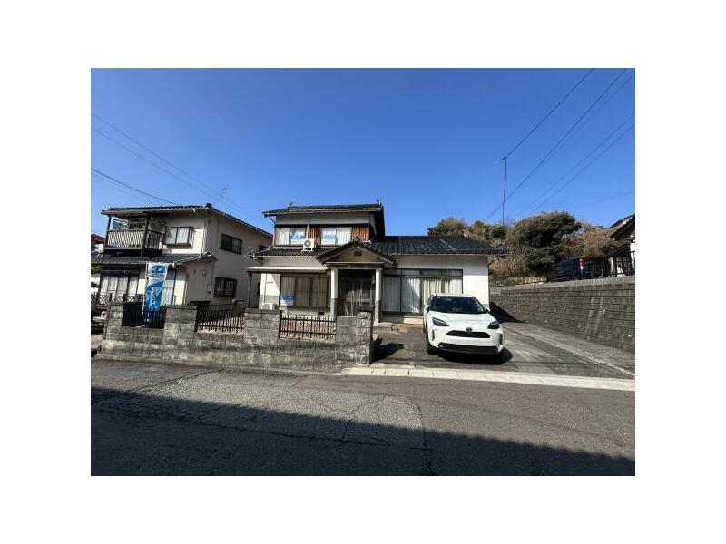 Shimohongo-cho, Masuda-shi (Masuda Sta.) 2F 4SDK

999,000,000 yen