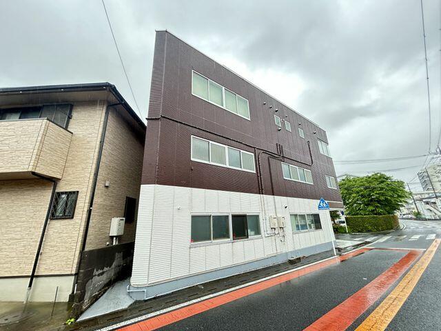 ペー 明和海運株式会社