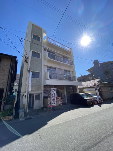 アットホーム 鹿児島市 荒田２丁目 騎射場駅 4階建 ４ｌｄｋ 鹿児島市 の中古一戸建て 提供元 有 太陽開発 一軒家 家の購入