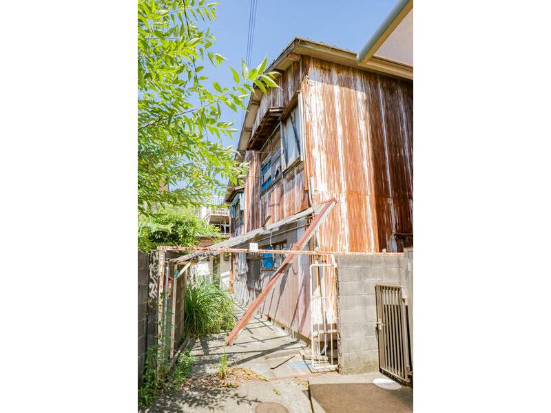 Wakayama City, Wakayura Higashi 1-chome (Kimiidera Station) 2-story 5DK