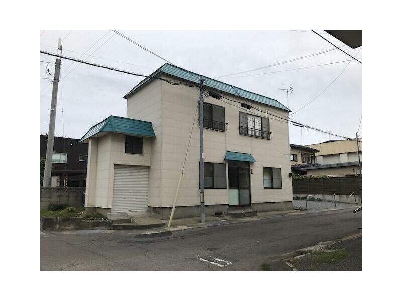 Aomori-shi, Aomori 3-chome, Sakuragawa 2F 3DK

8,880,000 yen