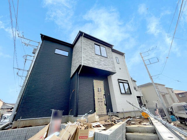 アットホーム】藤沢市 亀井野2丁目 (六会日大前駅 ) 2階建 アットホーム】藤沢市 亀井野2丁目 (六会日大前駅 ) 2階建