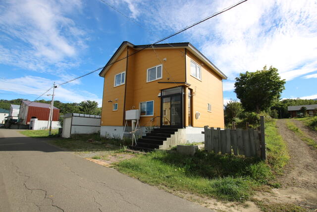 アットホーム 札幌市南区 豊滝２丁目 真駒内駅 2階建 ６ｌｄｋ 札幌 市南区の中古一戸建て 提供元 株 八城地建 一軒家 家の購入