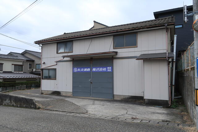 新潟市引取り限定　小型ビニール倉庫・車庫 アットホーム】新潟市西区 小針西1丁目(小針駅) の売倉庫（提供元：三