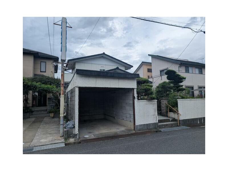 Miyagawa-cho, Higashiomi-shi (Omihachiman Sta.) 2F 5DK

3.8 million yen