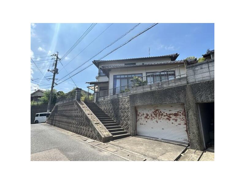 3-chome, Takatsu, Masuda-shi, Masuda (Masuda Sta.) 2F 4DK

2,000,000 yen