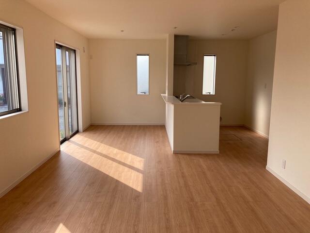 アットホーム 姫路市 花田町小川 京口駅 2階建 4ldk 姫路市の新築一戸建て 提供元 まるお不動産 株 一軒家 家 の購入 アットホーム 姫路市 花田町小川 京口駅 2階建 4ldk 姫路市の新築一戸建て 提供元 まるお不動産 株 一軒家 家 の購入
