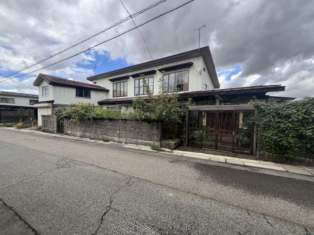Cheap house for sale in Misato, Akita