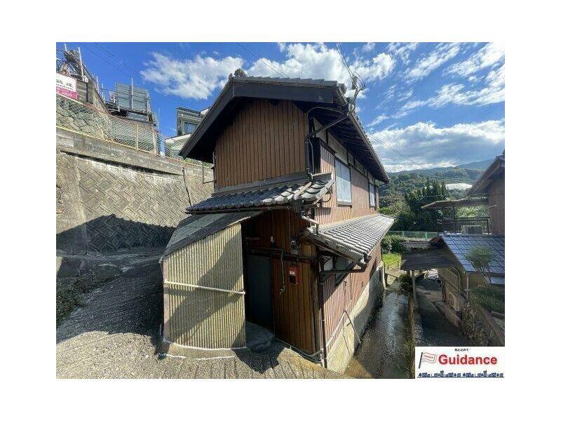 Ito District, Katsuragi Town, Oaza Takada (Nishikasada Station) 2-story building 5DK