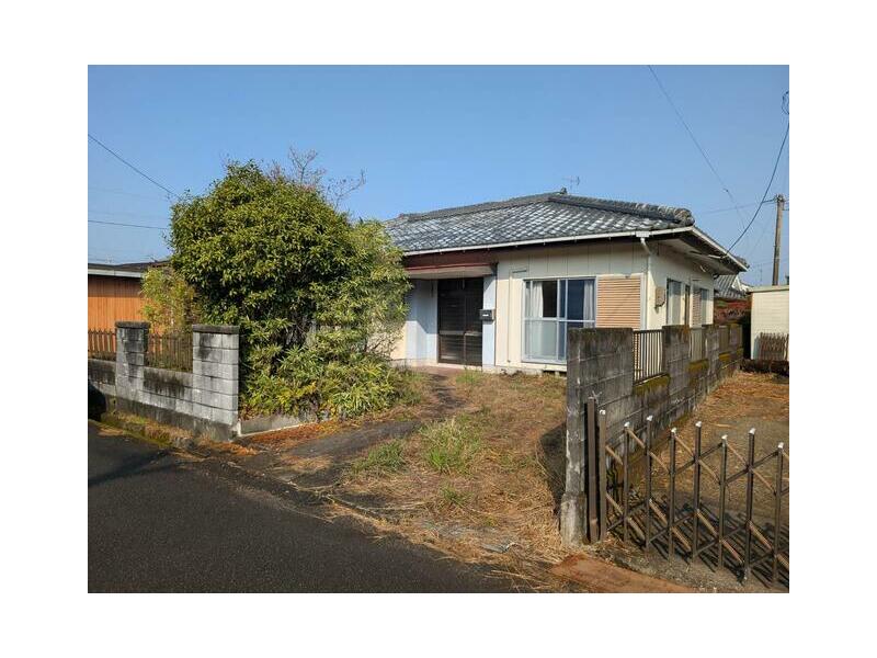 Gōmoto Town, Miyakonojo City (Miyakonojo Station) 2-story 6DK