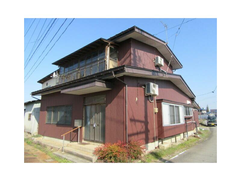 Higashi-Okitama District, Kawanishi Town, Oaza Yoshida (Takahata Station) 2-story 6DK